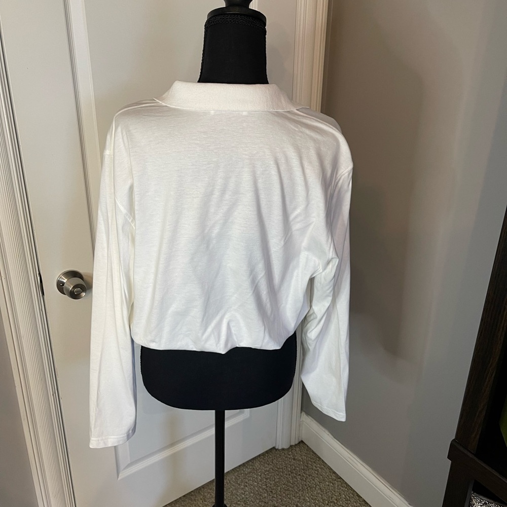 Zara cropped long sleeve top, Size Medium